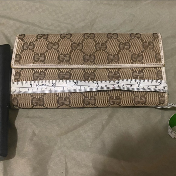 Gucci Monogram Wallet - Picture 10 of 11